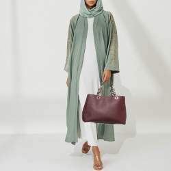 مملوكة مسبقًا MICHAEL Michael Kors Cynthia Medium Burgundy Leather Tote