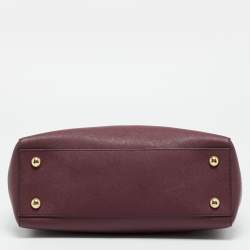 مملوكة مسبقًا MICHAEL Michael Kors Cynthia Medium Burgundy Leather Tote