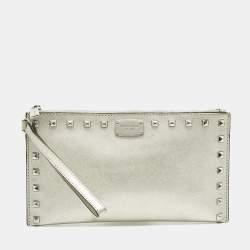 مملوكة مسبقًا MICHAEL Michael Kors Silver Saffiano Leather Studded Flat Wristlet Pouch