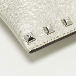 مملوكة مسبقًا MICHAEL Michael Kors Silver Saffiano Leather Studded Flat Wristlet Pouch