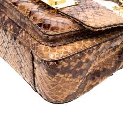 Pre Owned حقيبة كروس مايكل مايكل كورس قفل دوار جلد لامع نقش ثعبان بنية