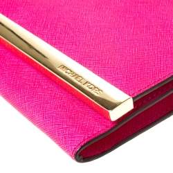 مملوكة مسبقًا Michael Michael Kors Magenta Leather Lana Clutch Bag