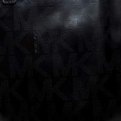 Pre Owned حقيبة مايكل مايكل كورس جلد أسود لامع بالشعار وسلسلة