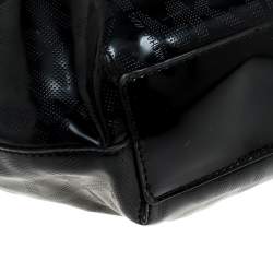 Pre Owned حقيبة مايكل مايكل كورس جلد أسود لامع بالشعار وسلسلة