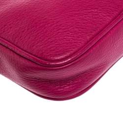 مملوكة مسبقًا MICHAEL Michael Kors Magenta Leather Crossbody Bag