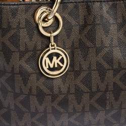 Pre Owned MICHAEL Michael Kors Brown Signature Coated Canvas Medium Cynthia Tote