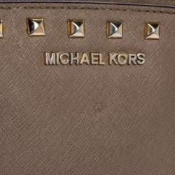 Pre Owned Michael Michael Kors Brown Studded Leather Selma Crossbody Bag