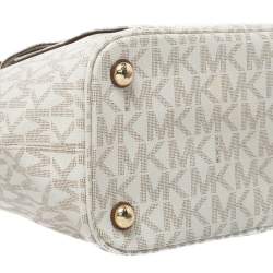 Pre Owned Michael Michael Kors White Signature Coated Canvas Jet Set Pocket Tote