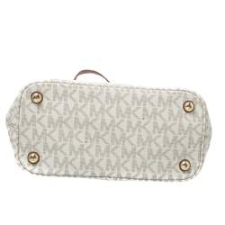 Pre Owned Michael Michael Kors White Signature Coated Canvas Jet Set Pocket Tote