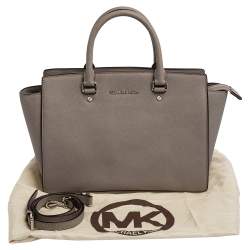 Pre Owned حقيبة مايكل مايكل كورس سيلما جلد رصاصي كبيرة