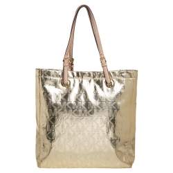 مملوكة مسبقًا MICHAEL Michael Kors Metallic Gold Mirror Signature PVC and Leather North South Jet Set Tote