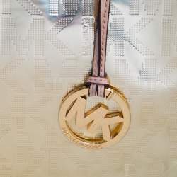 مملوكة مسبقًا MICHAEL Michael Kors Metallic Gold Mirror Signature PVC and Leather North South Jet Set Tote