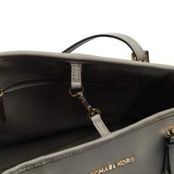 Pre Owned Michael Michael Kors Grey Leather Large Jet Set Travel Tote