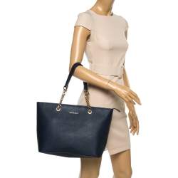 Pre Owned Michael Michael Kors Navy Blue Leather Jet Set Travel Tote