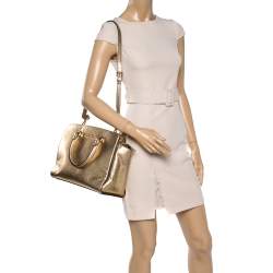 مملوكة مسبقًا MICHAEL Michael Kors Metallic Gold Leather Selma Tote