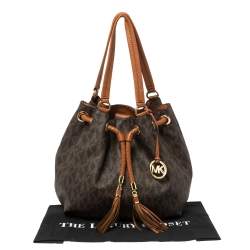 Pre Owned MICHAEL Michael Kors Brown/Tan Signature Coated Canvas and Leather Jet Set Drawstring Bag