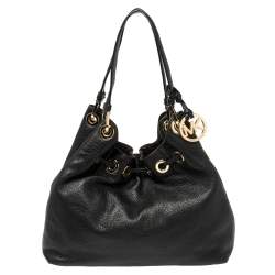 مملوكة مسبقًا MICHAEL Michael Kors Black Leather Camden Drawstring Hobo