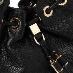 مملوكة مسبقًا MICHAEL Michael Kors Black Leather Camden Drawstring Hobo