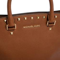 مملوكة مسبقًا MICHAEL Michael Kors Brown Studded Leather Selma Tote