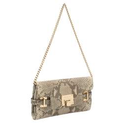 مملوكة مسبقًا Michael Kors Beige Snake Embossed Leather Chain Clutch