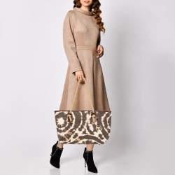 Pre Owned حقيبة يد مايكل مايكل كورس يد حبل كانفاس مطبوع بيج و بني 