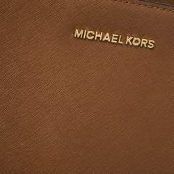 مملوكة مسبقًا MICHAEL Micheal Kors Brown Saffiano Leather Small Selma Crossbody Bag