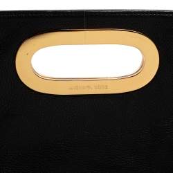 مملوكة مسبقًا MICHAEL Michael Kors Black Pebbled Leather Berkley Clutch