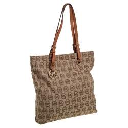Pre Owned حقيبة يد مايكل مايكل كورس جت ست كبيرة جلد وكانفاس شعار بني/ بيج