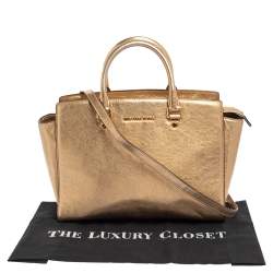Pre Owned حقيبة ساتشل مايكل مايكل كورس سيلما جلد ذهبي ميتاليك كبيرة