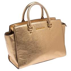 Pre Owned حقيبة ساتشل مايكل مايكل كورس سيلما جلد ذهبي ميتاليك كبيرة