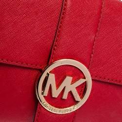 مملوكة مسبقًا MICHAEL Michael Kors Red Leather Logo Flap Crossbody Bag