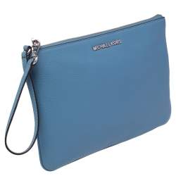 مملوكة مسبقًا حقيبة كلتش مايكل مايكل كورس جيت سيت ترافيل جلد زرقاء  