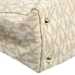 مملوكة مسبقًا MICHAEL Michael Kors White Signature Coated Canvas And Leather Large Jet Set Tote