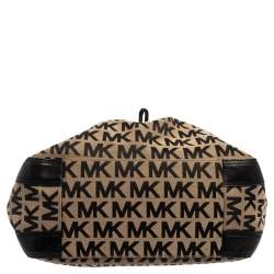 مملوكة مسبقًا MICHAEL Michael Kors Signature Canvas and Leather Ludlow Shoulder Bag