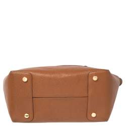 مملوكة مسبقًا حقيبة مايكل كورس مرسر كبيرة جلد محبب بني