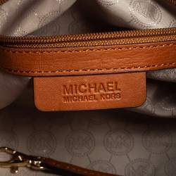 مملوكة مسبقًا MICHAEL Michael Kors White/Brown Leather and Signature Coated Canvas Hamilton East West Tote