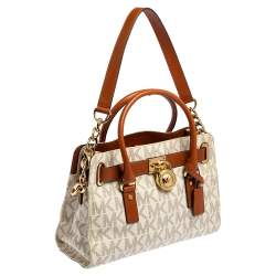 مملوكة مسبقًا MICHAEL Michael Kors White/Brown Leather and Signature Coated Canvas Hamilton East West Tote