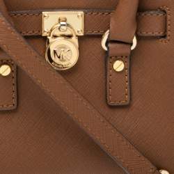 Pre Owned MICHAEL Michael Kors Brown Saffiano Leather Mini Hamilton Crossbody Bag