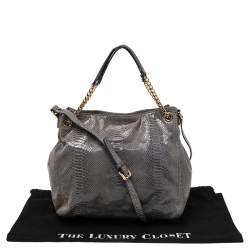 Pre Owned حقيبة يد توتس مايكل مايكل كورس جلد نقشة الثعبان رصاصي ميتاليك متحولة