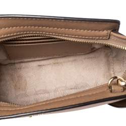 مملوكة مسبقًا حقيبة كروس مايكل كورس ميني سيلما جلد بني 