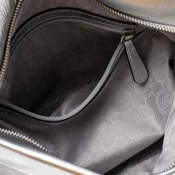 Pre Owned حقيبة كلتش مايكل مايكل كورس غطاء بطية داريا جلد فضي ميتالك