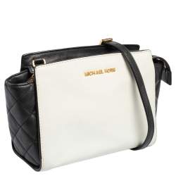 Pre Owned MICHAEL Michael Kors White/Black Leather Small Selma Shoulder Bag
