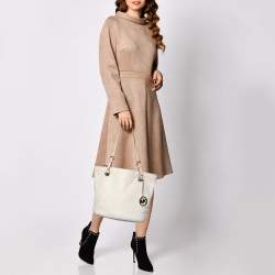 Pre Owned حقيبة يد توتس مايكل مايكل كورس جيت سيت جلد كريمي متوسطة