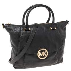 مملوكة مسبقًا حقيبة ساتشل مايكل مايكل كورس فولتون جلد ناعم أسود بسلسلة