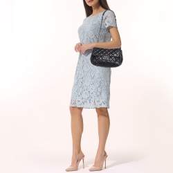 مملوكة مسبقًا حقيبة كتف مايكل مايكل كورس جلد مبطن أسود قلاب 