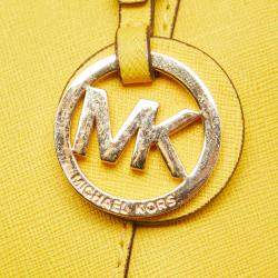 Pre Owned MICHAEL Michael Kors Yellow Leather Medium Jet Set Top Zip Tote
