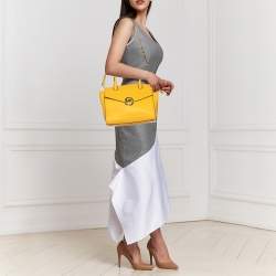 Pre Owned حقيبة ساتشل مايكل مايكل كورس هودسون جلد أصفر