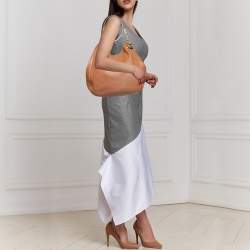 مملوكة مسبقًا حقيبة هوبو مايكل مايكل كورس فولتون جلد بني فاتح