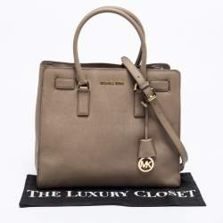 Pre Owned MICHAEL Michael Kors Beige Saffiano Leather Dillon Tote