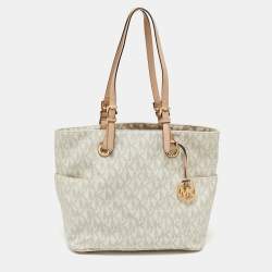 مملوكة مسبقًا MICHAEL Michael Kors White Signature Coated Canvas and Leather Jet Set East West Tote